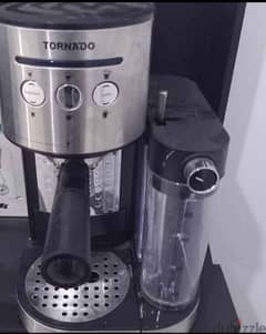 tornado coffe machine 0