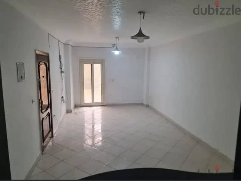 Apartment in 6th of October, the second district, in front of Umm Al-Muminin and Al-Orman School 2