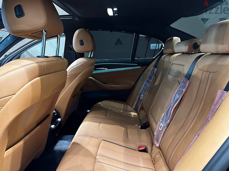BMW 520 luxury 3