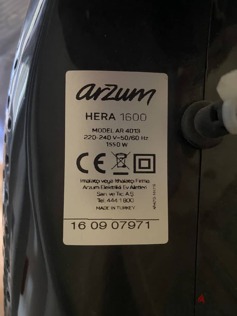 Arzum brand vertical vacuum cleaner. It was brought from Turkey. 1