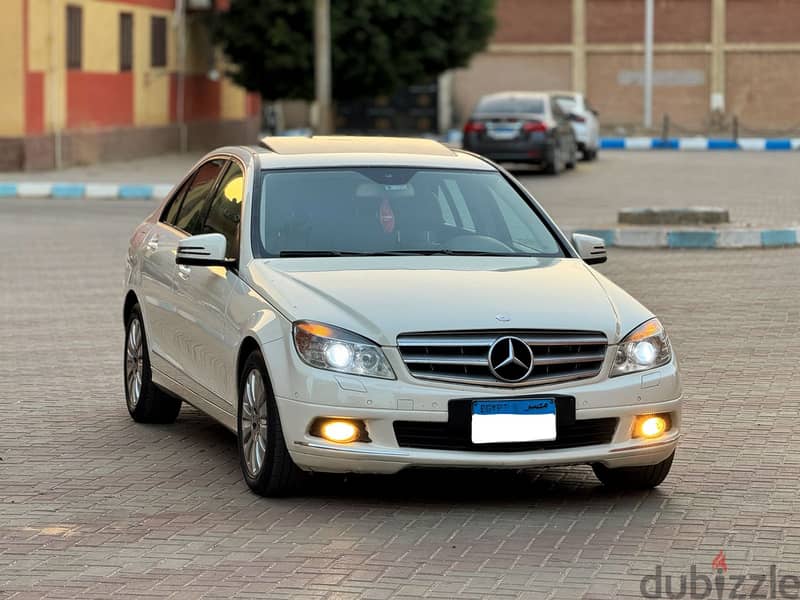 Mercedes c180 2011 1