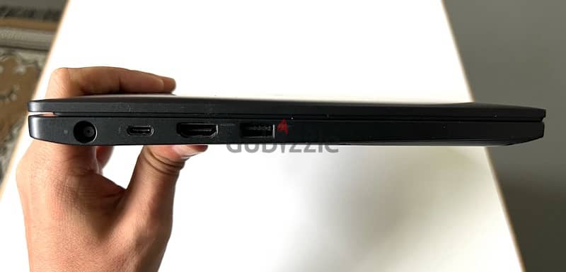 Dell Latitude 7390 Touch, as new كالجديد 2
