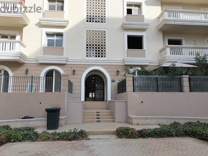 Apartment for sale, prime location, in installments, in front of Teseen Street Hyde Park 7