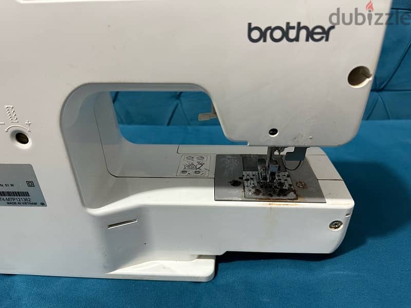 Brother Sewing Machine GS2700 5