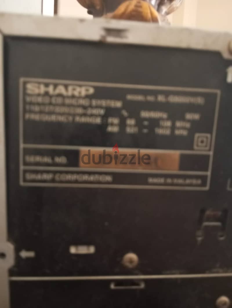 ماركة شارب -  

Sharp CD/ Cassette/ Radio - Stereo Player 1