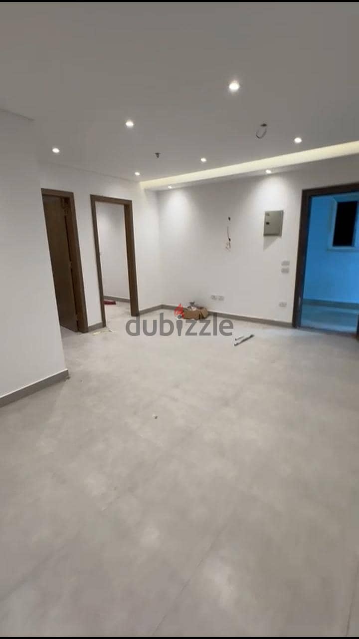 Office for rent fully finished + AC, On main street in Sheikh Zayed 1