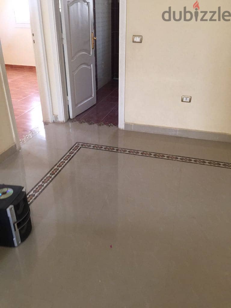 Finished apartment with immediate receipt for sale in Shorouk City, cash price, 3 large rooms, including a master room, 3 bathrooms, a large kitchen, 1