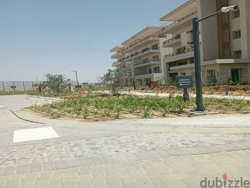 FOR SALE IN UPTOWN CAIRO 2BEDROOMS VIEW POOL 5