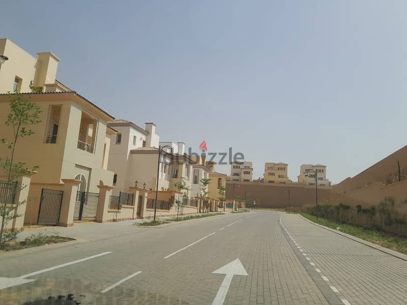 Twin House For Sale In Uptown Cairo 7