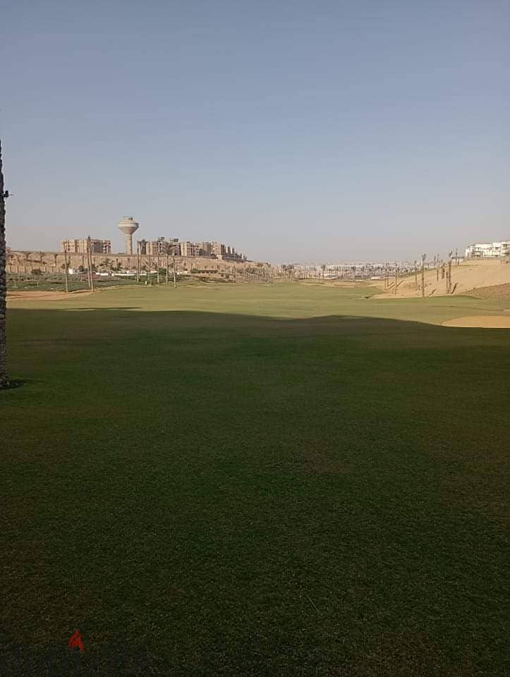 FOR SALE IN UPTOWN CAIRO 2BEDROOMS VIEW GOLF 3