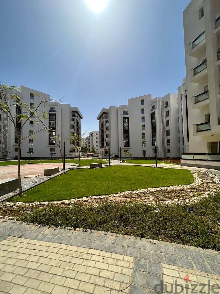 شقة للبيع 174 متر بمقدم 5% استلام فورى في كموند المقصد فى العاصمه الادرايه AL MAQSAD PARK 4