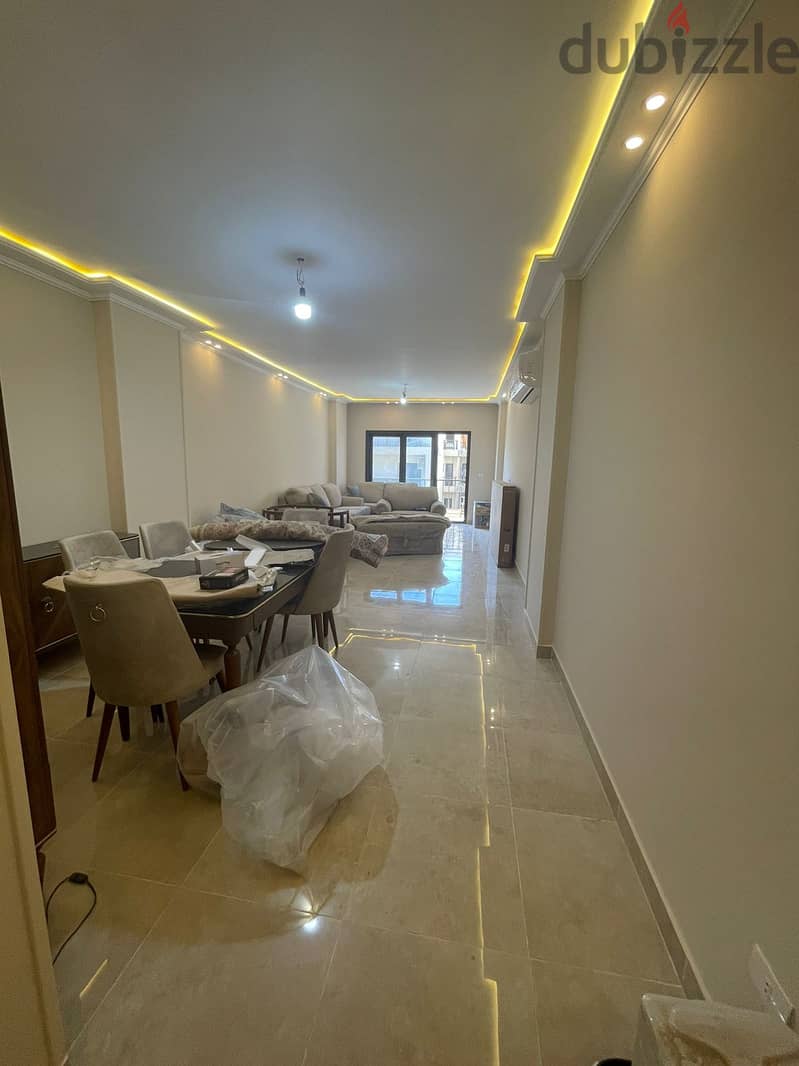 APT for sale 196 m in fifth square  ready to move view landscape (المراسم) 4