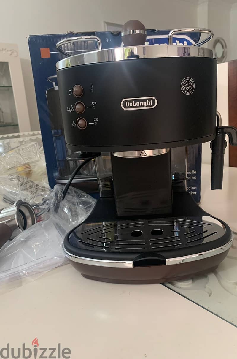 D"longi espresso machine 1