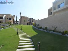 جاهز  للمعاينه sky villa بالشيخ زايد 290م بالتقسيط امام جامعه النيل