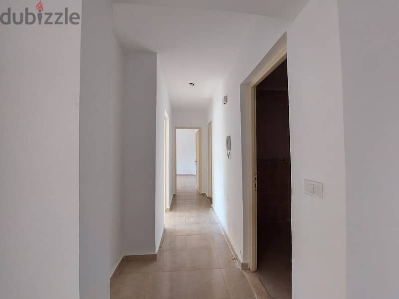 Hot deal! Apartment for sale in Madinaty, 111 square meters, near Metro Market in the best phases of Madinaty, B1. 8