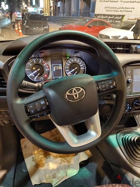 Toyota Hilux 2024 2