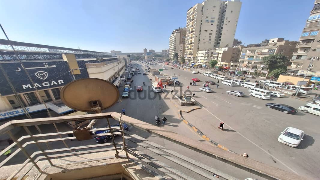 شقة استلام فوري كاملة التشطيب للبيع قرب المترو في شارع التحرير الرئيسي 11