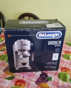 delonghi dedica 685 ماكينة قهوة 0