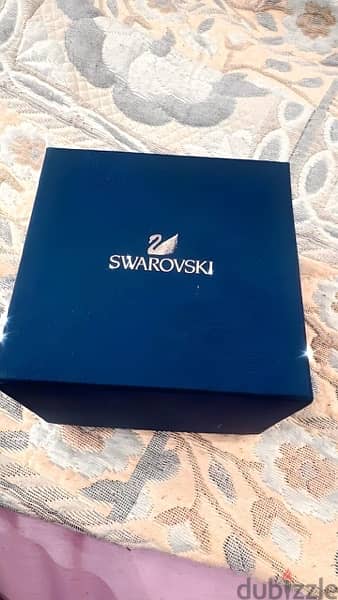 swarovski women’s watch not used  (new) 3