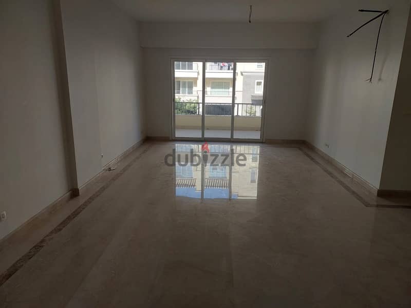 For Rent Apartment 214 M2 First Floor in Compound Mivida 5