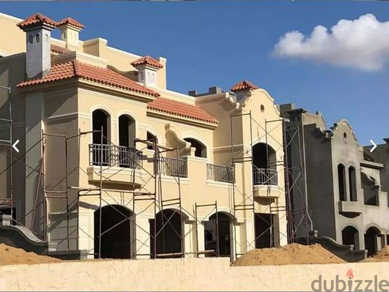 twin house b7ary resale ready to move in patio oro compound 7