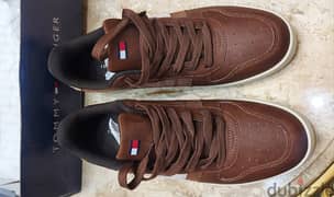 New Original Tommy Hilfiger with price tag and box size 43 0