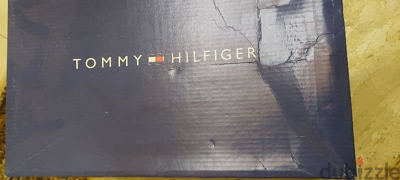 New Original Tommy Hilfiger with price tag and box size 43 2