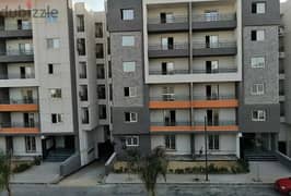 Bahri apartment without immediate receipt, fully finished, in the most prestigious “Rock Eden” compound, Hadayek October