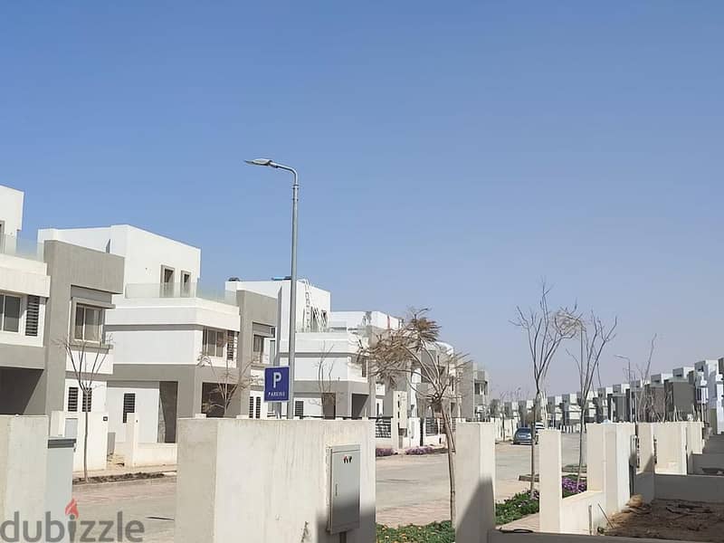 standalone first row park , very prime location at hyde park , new cairo 10