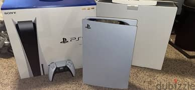 PlayStation 5 1TB used for less than 2 months
