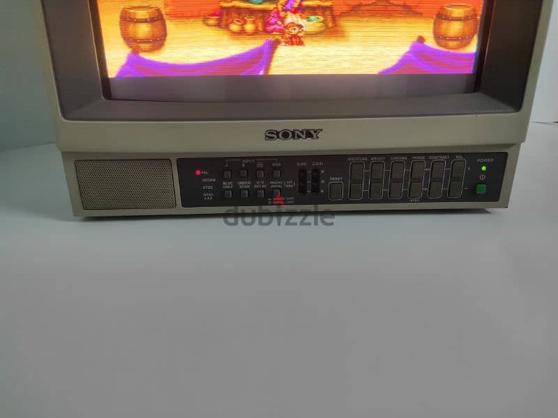 Sony Trinitron PVM Retro Gamingتلفزيون سوني النادر للأطباء والشركات ى 2