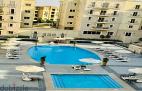 للإيجار شقة في ميفيدا - تطل على حمام السباحة