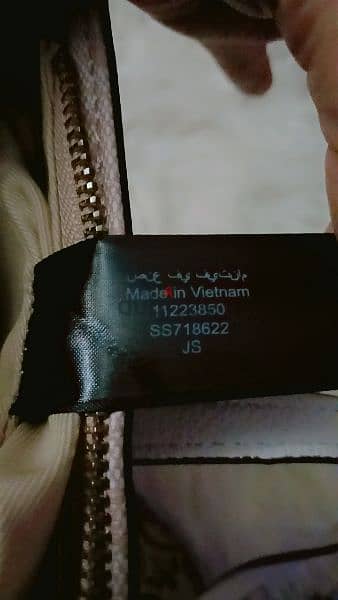 حقيبة جيس أصلية صناعة فيتنام وارد الخارج 1