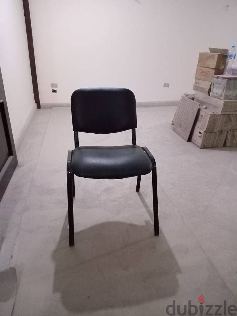 Waiting Chair - Metal كرسي انتظار حديد 0