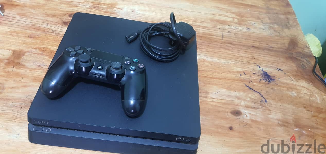 PlayStation 4 مع دراع أصلي 7