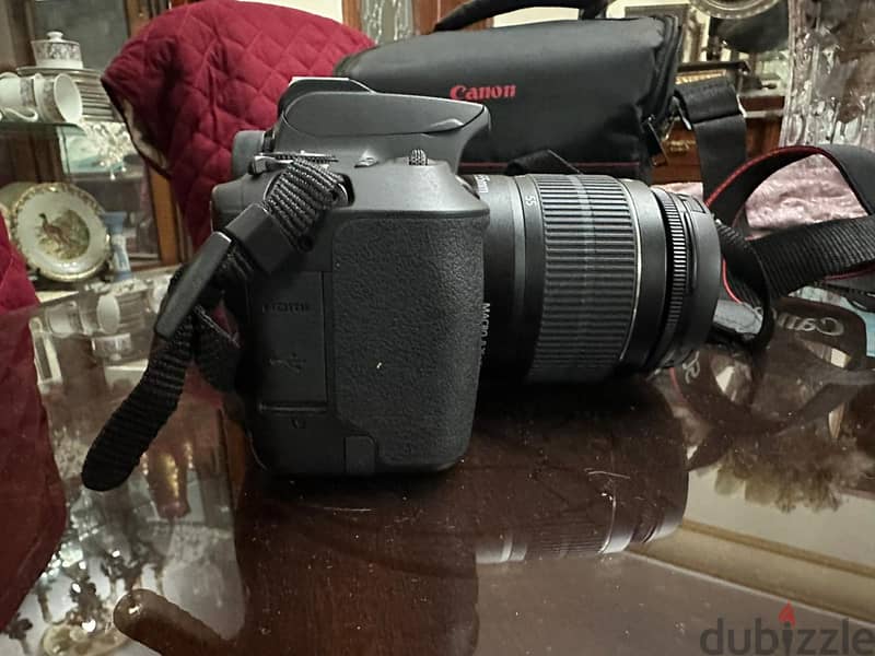 Canon EOS 250D DSLR Camera, 24.1MP, 18-55mm Lens Kit 3