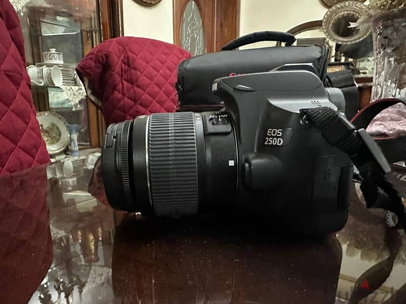 Canon EOS 250D DSLR Camera, 24.1MP, 18-55mm Lens Kit 6