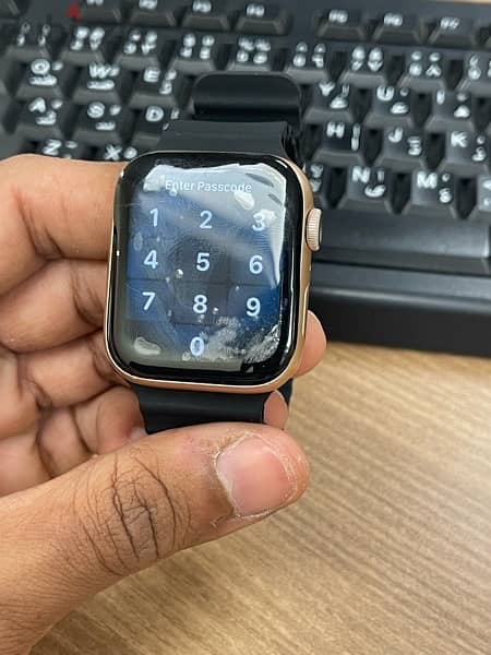 Apple Watch Series 4 , 44m 0