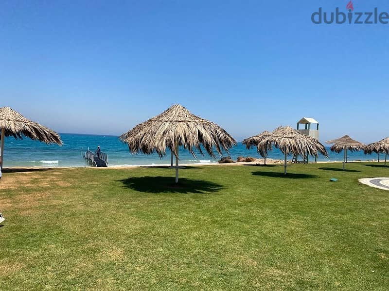 Immediate receipt of a fully finished chalet in a garden with a sea view in installments and a discount is available in Ain Sokhna from La Vista at la 2