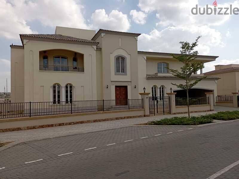 Town House Middle Prime Location for sale Cash at Uptown Cairo - Emaar 7