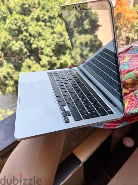 Apple MacBook Pro M1 -512gb-13 inch-super perfect condition 12
