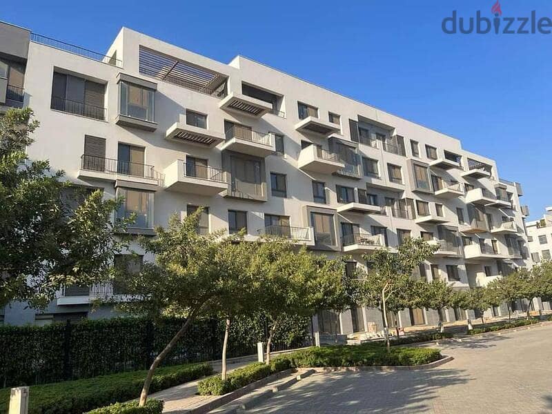 Amazing apartment for sale in Eastown - New Cairo 3