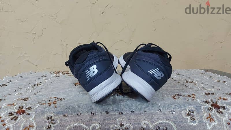 New balance shoes for men size 44 used very good original 3