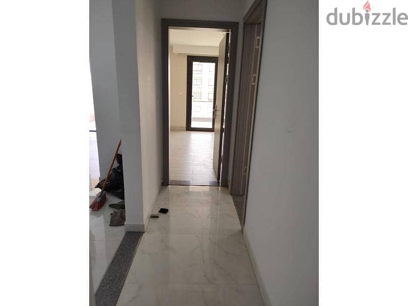 Apartment for rent in Azad Kitchen & Acs 3bedrooms 1
