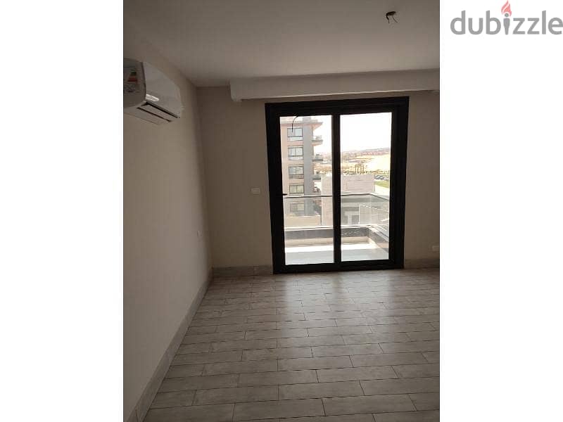 Apartment for rent in Azad Kitchen & Acs 3bedrooms 3