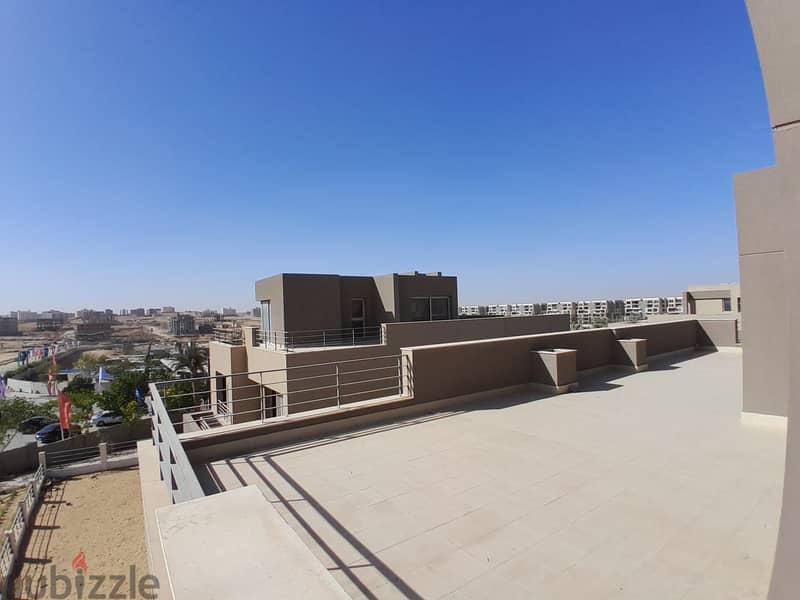 The lowest down payment is available for a townhouse in Palm Hills, New Cairo, with installments 0