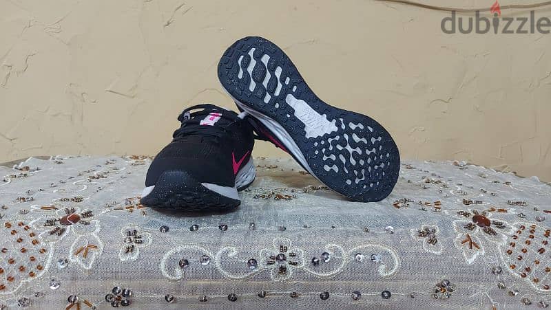 Nike shos original size 36 for girls used very good 6