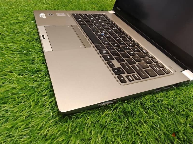 laptop لاب توب 1