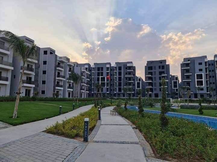 Apartment with garden for sale ready to move fully finished, in Sheikh Zayed installments 2