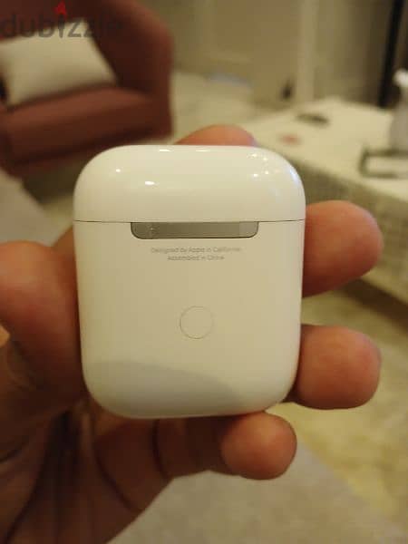 Iphone Airpods with charging case 4